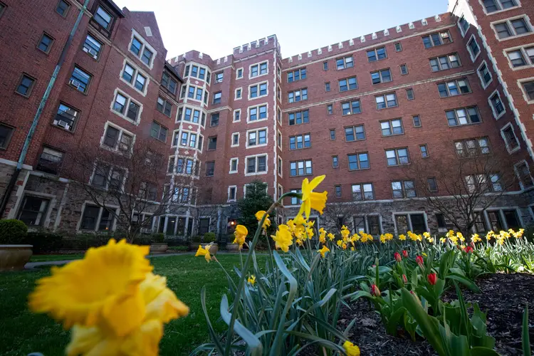 Morewood Gardens Residence Hall